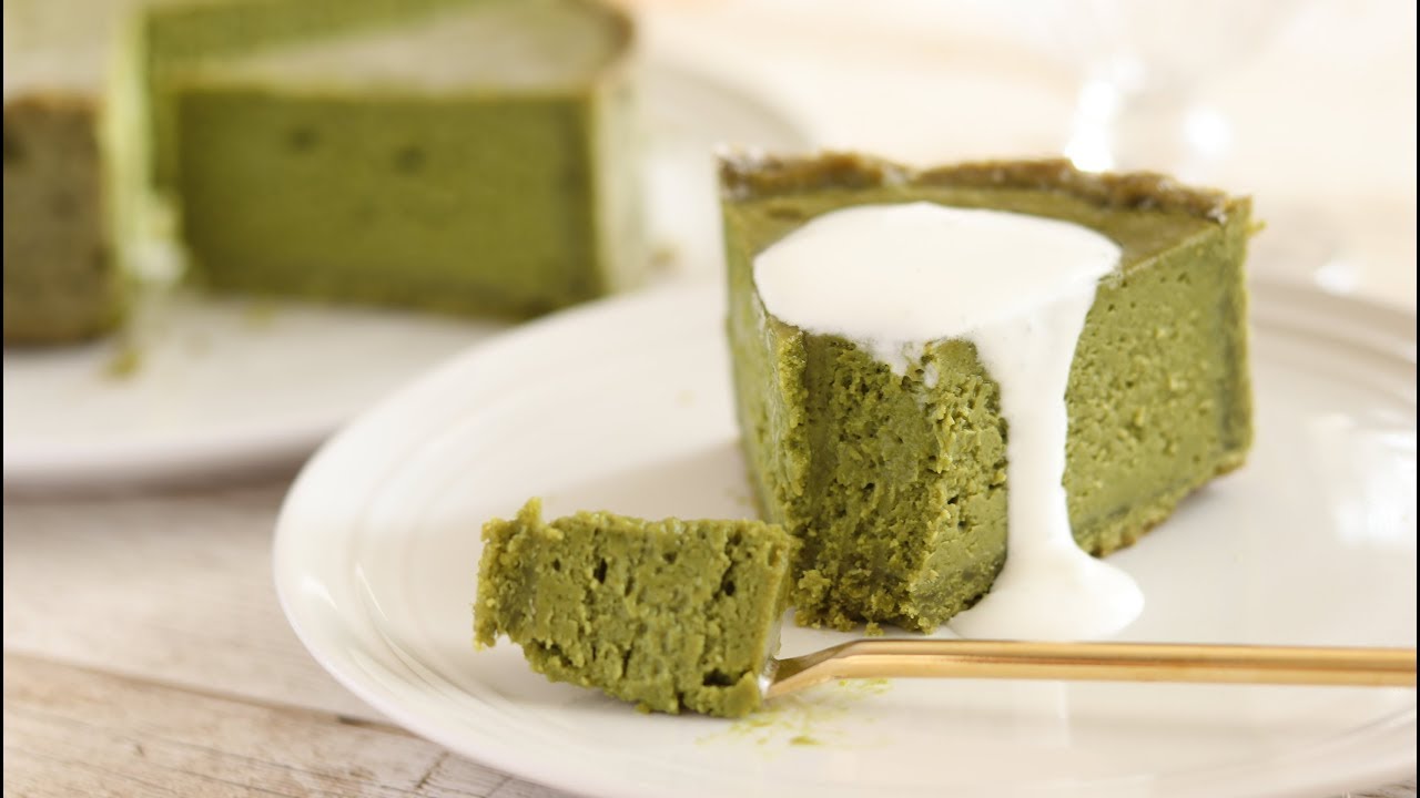 抹茶とホワイトチョコのチーズスフレタルト Matcha and white chocolate cheese souffle tart｜抹茶のお菓子｜HidaMari Cooking