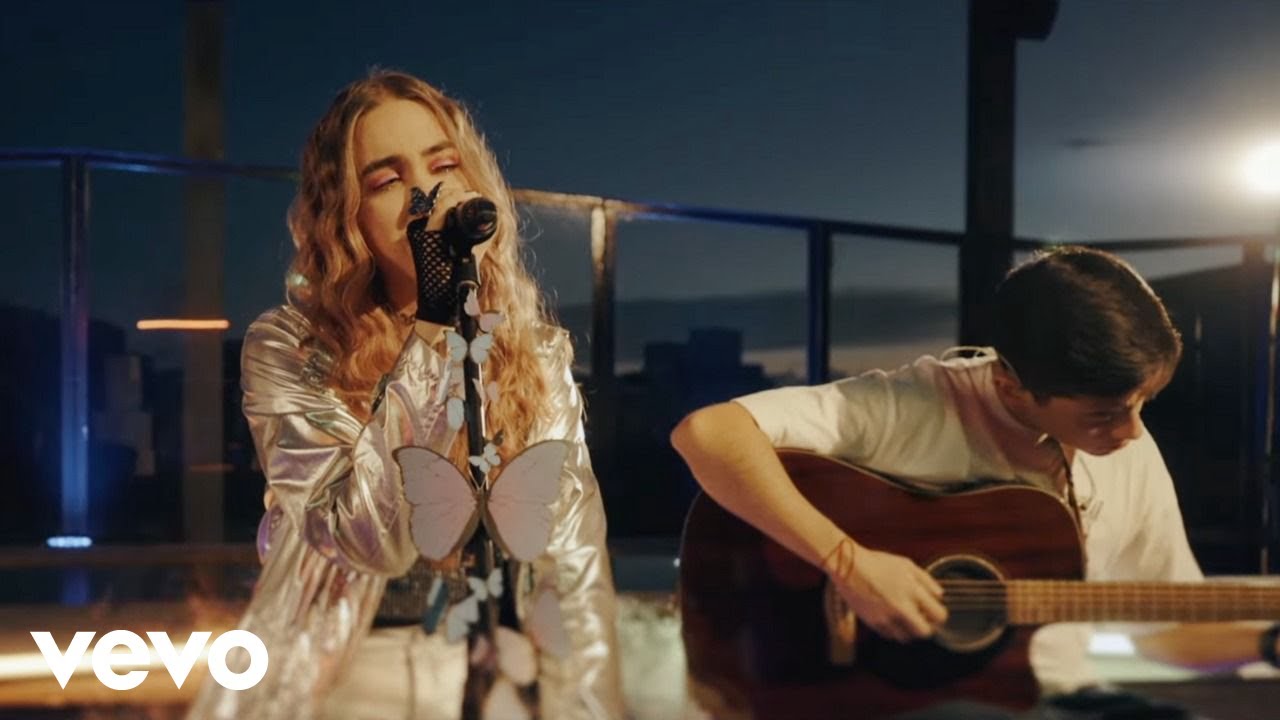 Ela Taubert - Crecer (Nuestro Refugio / En Vivo Desde Bogotá (la ciudad donde nací))