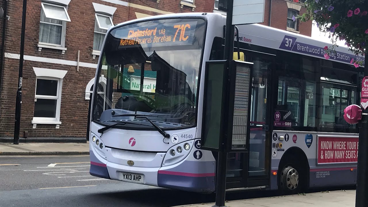 *Sunday service* First Essex ADL Envirio 200 Route 71C