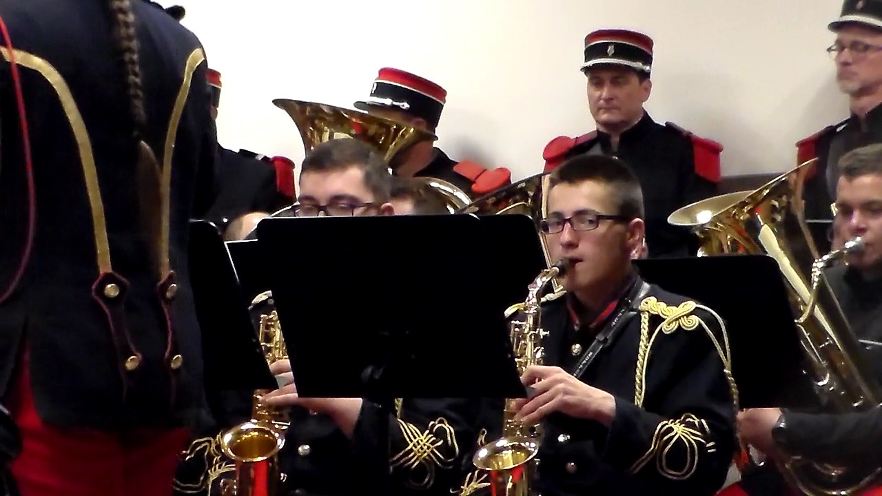 Concert de marche Harmonie Royale Saint Michel Gerpinnes 2017 10 Gendarmerie Belge