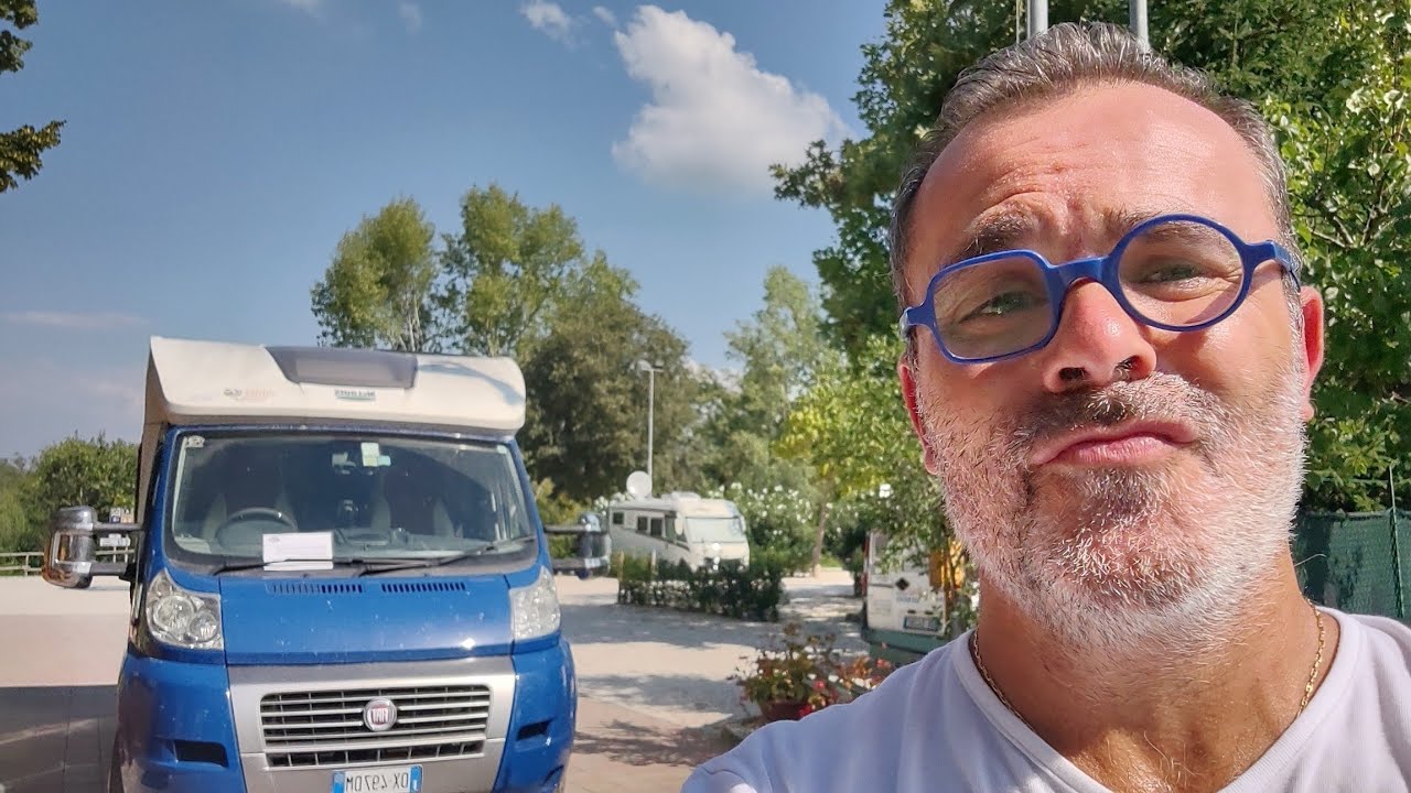 Liberamente in camper punt. 809 Area Camper Monzambano MN