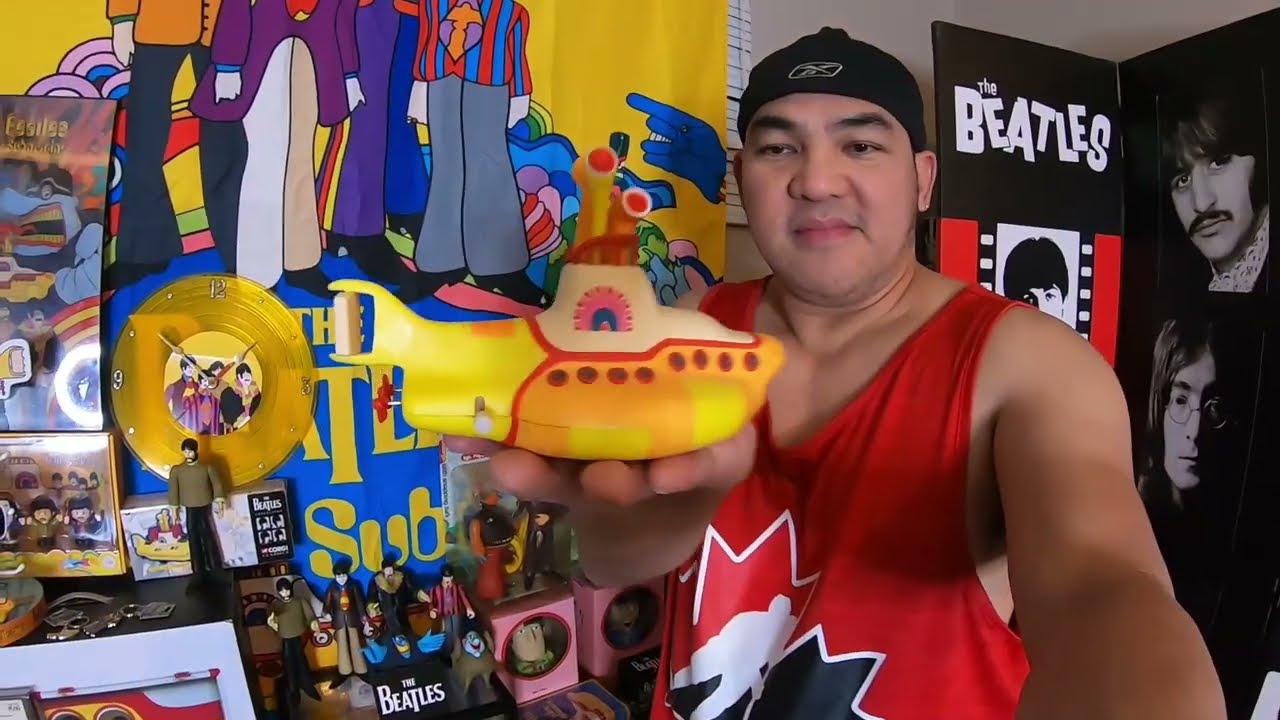 BEATLES YELLOW SUBMARINE COLLECTION