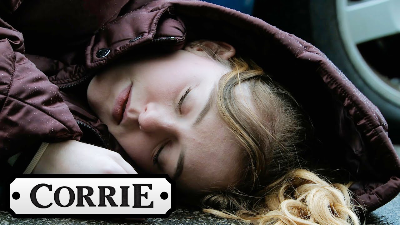 Summer Is Hit By A Car | Coronation Street