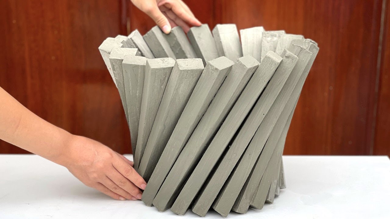 Simple, special flower pots  - new products Designs For Your Garden