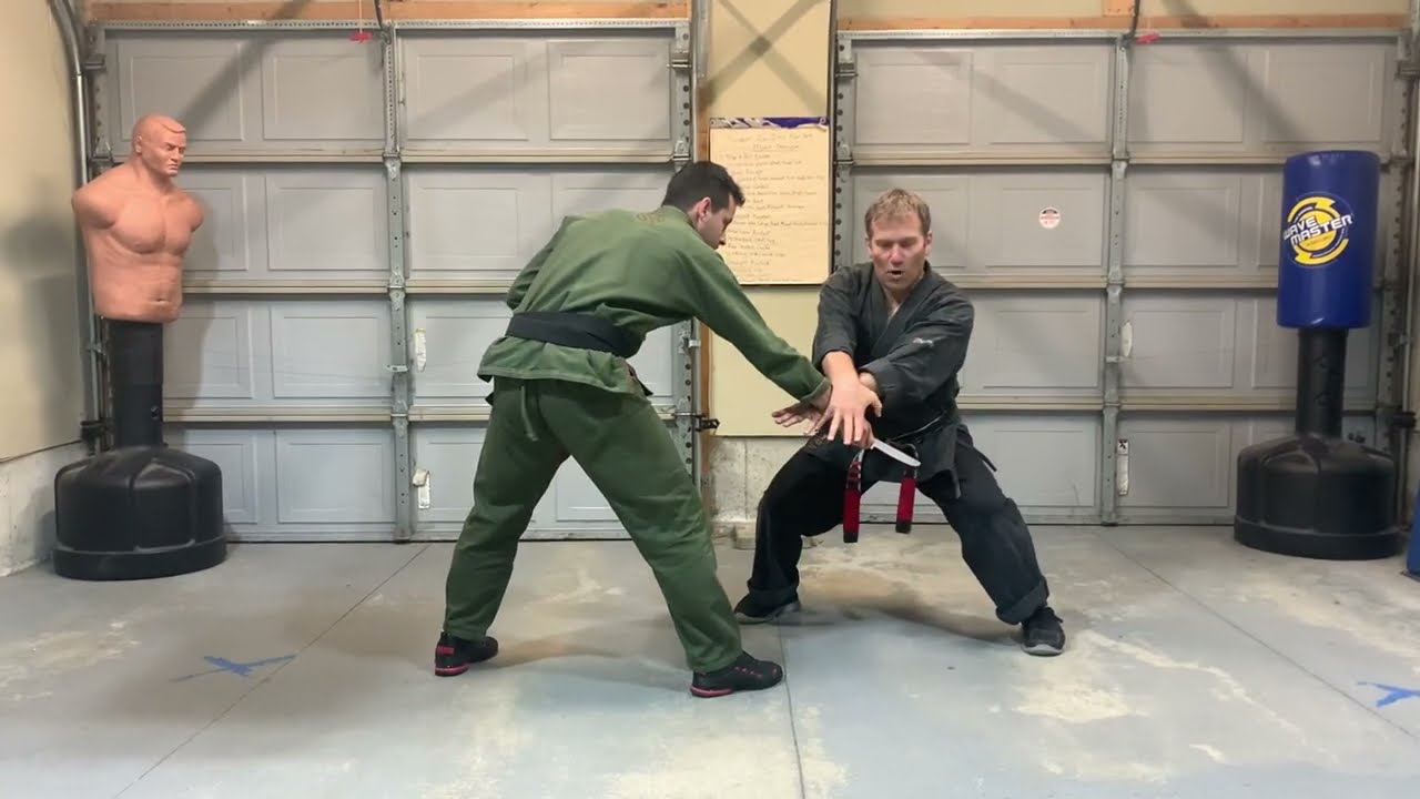 Self-defense Against Knife Attacks - Jamie Seabrook