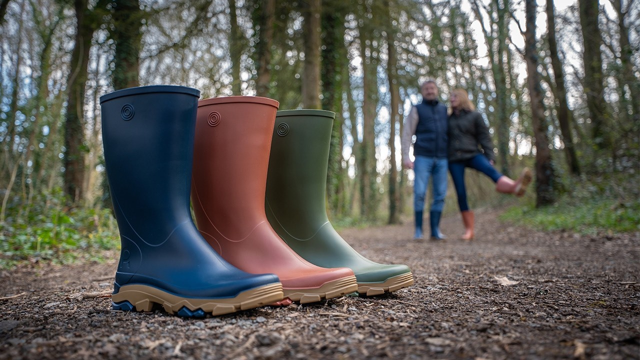 REMOOVE: buty z recyklingowanego PVC (wersja polska)