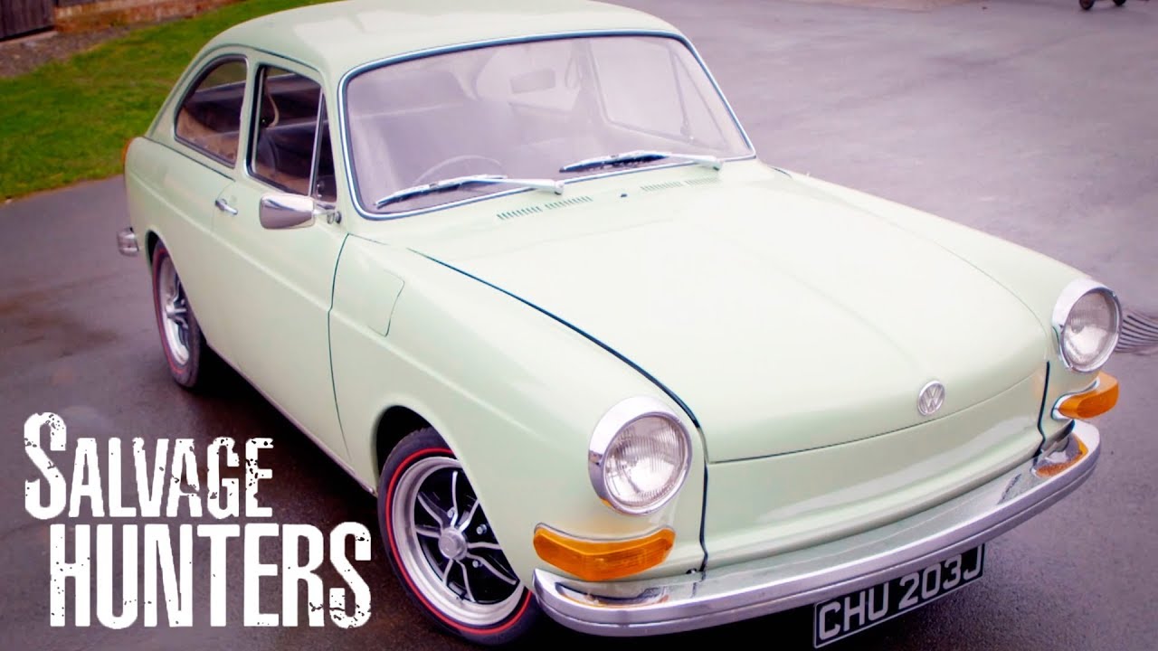 Volkswagen Fastback Gets Swanky Set Of Custom Wheels | Salvage Hunters: Classic Cars