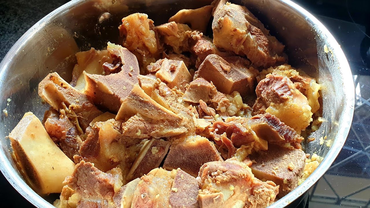 Beef bones recipe / Kubika mabhonzo nyama yemombe