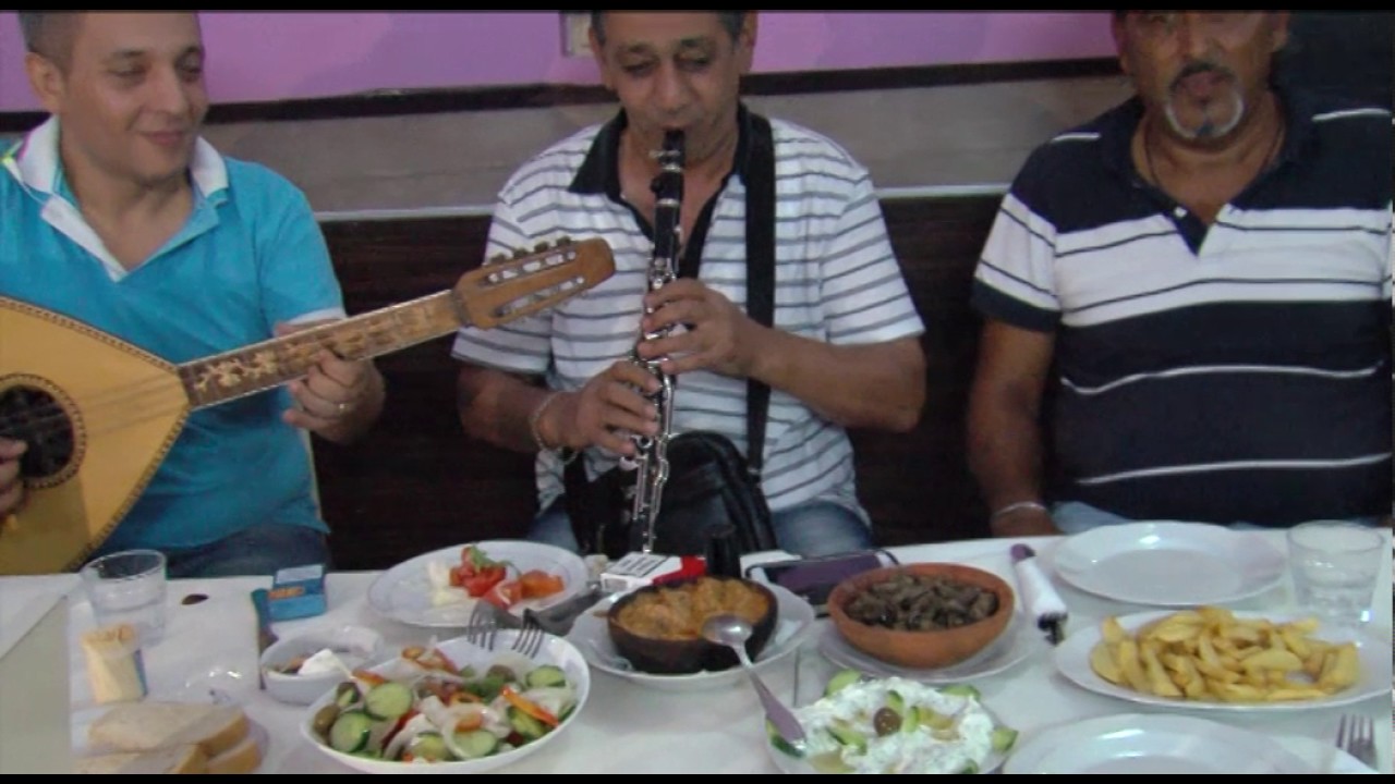Fadil  Koçi regjistru nga Mehdiu _Me djemte e  mehalles