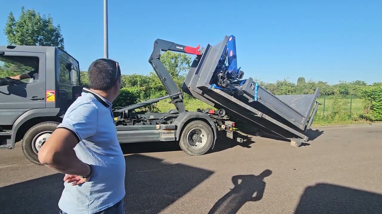 Camion Grue Mercedes ENSALES FUNERAIRE 9