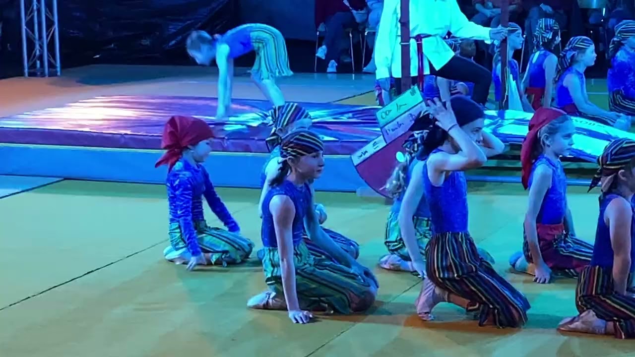 Turn- en dansshow Omnigym Turnhout