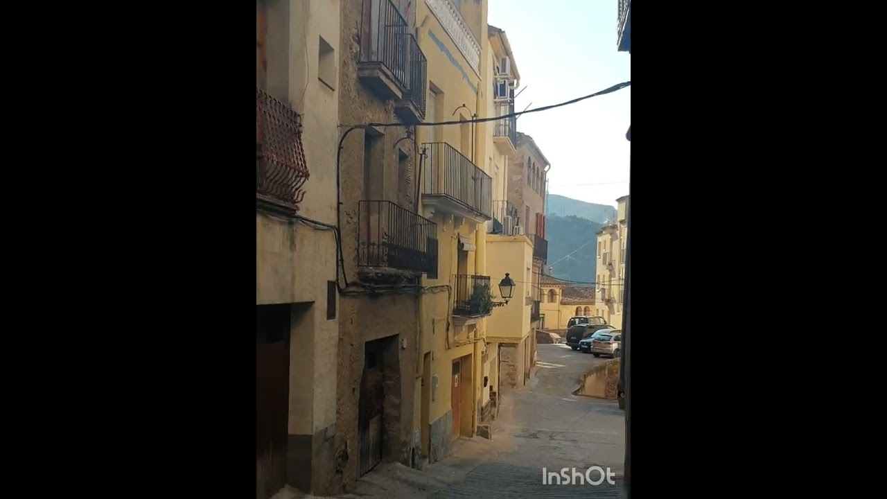 visita al bonito pueblo de Porrera