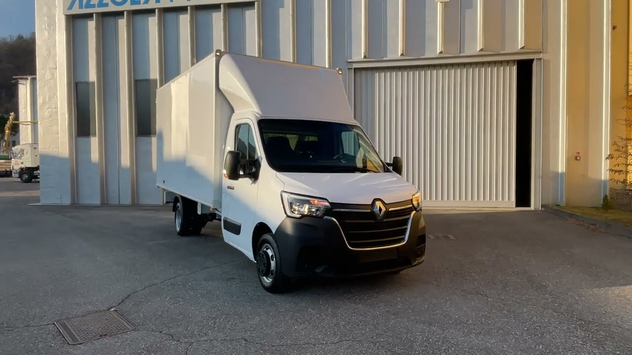 FURGONE CASSONATO 8 EPAL KM0