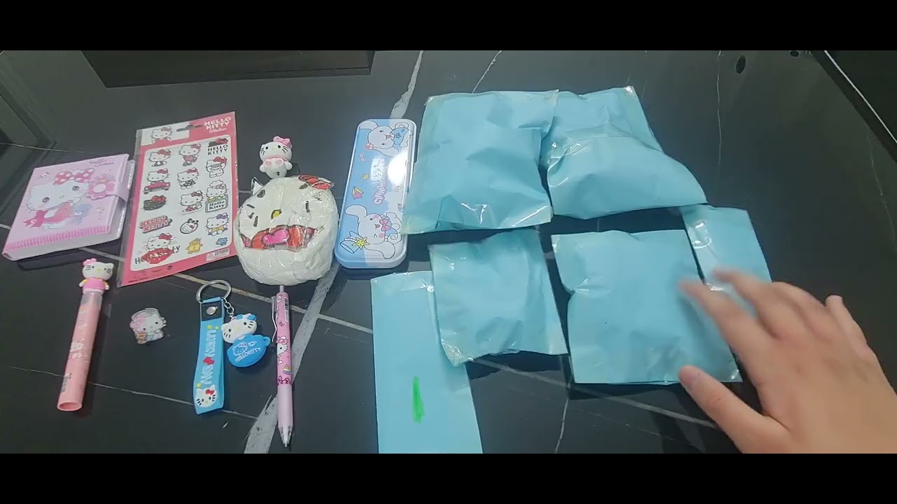 Hello Kitty and Cinnamoroll Blind Bags Paper Opening🌸