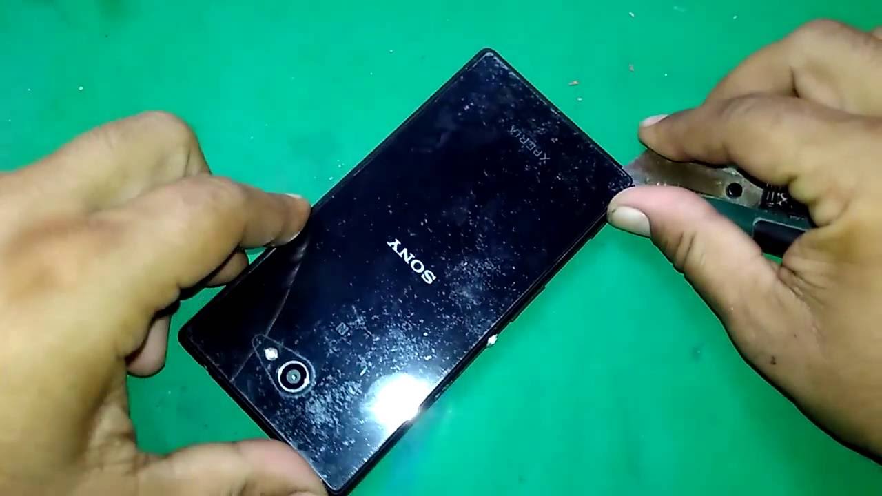 89.  DESMONTAR TAPA TRASERA SONY EXPERIA