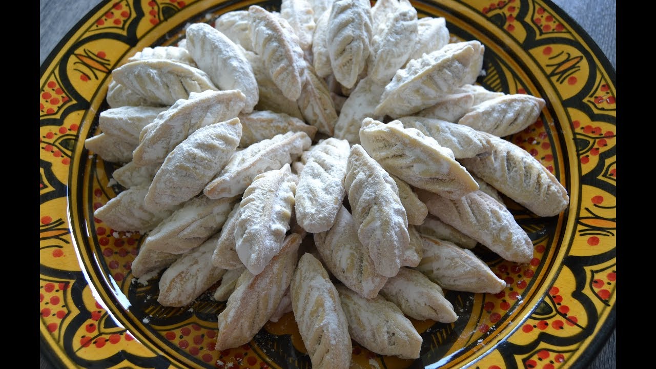 Petits gâteaux aux dattes / حلوة التمر منقوشة