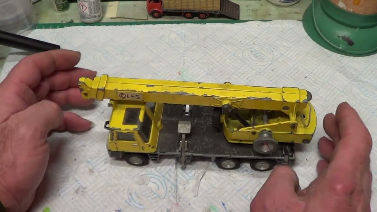 DINKY TOYS COLES HYDRA TRUCK 150T CUSTOM RESTORATION.