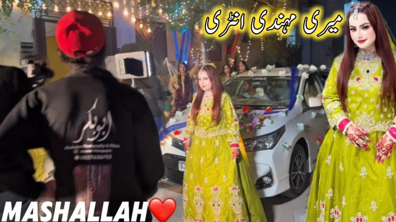MASHALLAH- MERi MEHNDI Ki ENTERY😍￼￼