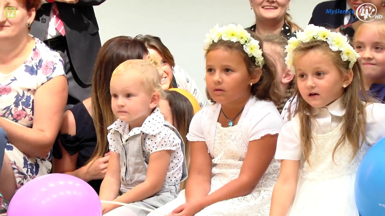 Przedszkolaki z Sieprawia rok szkolny rozpoczęły w nowym Przedszkolu “Kropla Słońca