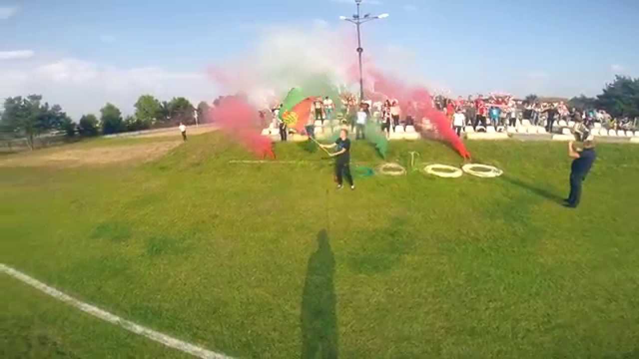 Naprz&oacute;d Ostrowy 0:4 Grom Miedźno (oprawa kibic&oacute;w Gromowładnych)