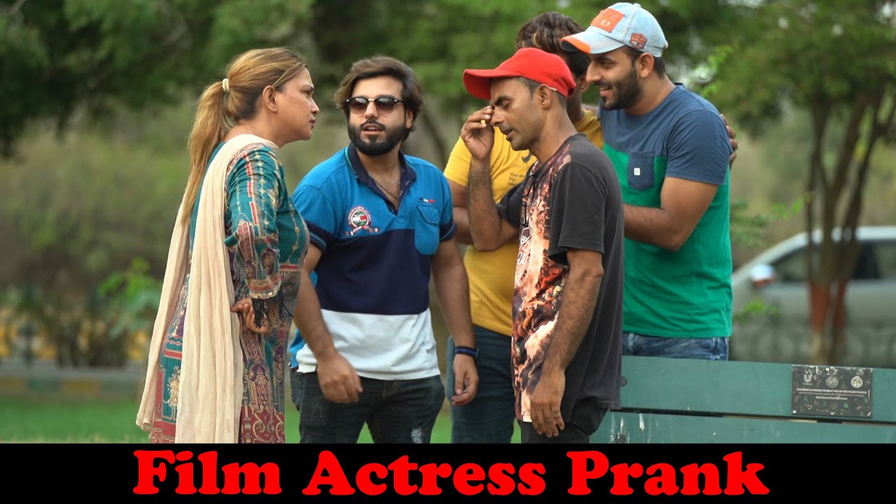 Film Actress Prank | Pranks In Pakistan | Humanitarians