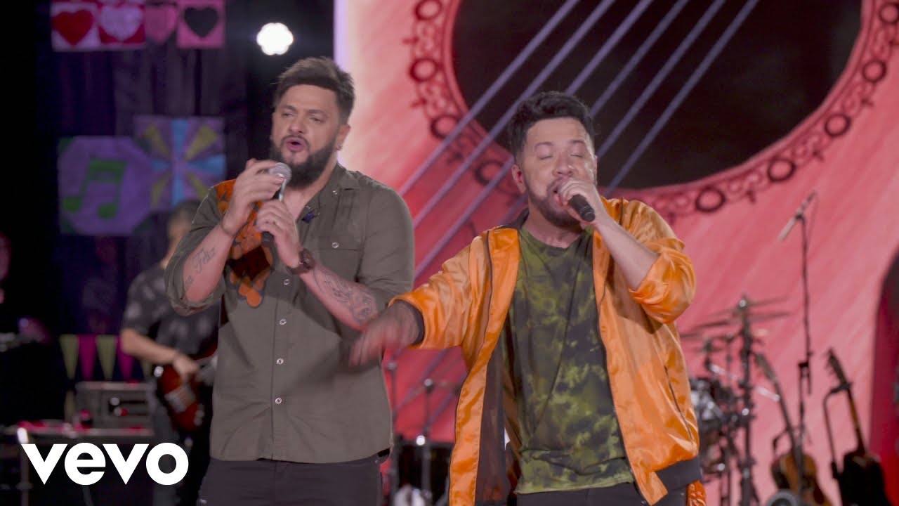 Diego & Victor Hugo - Amor de Primeira (Ao Vivo em Bras&iacute;lia)