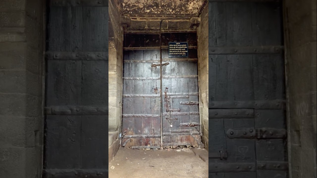Narayan Darwaja Shaniwar Wada Pune | Haunted Place | Horror Story #haunted #shaniwarwada #shorts
