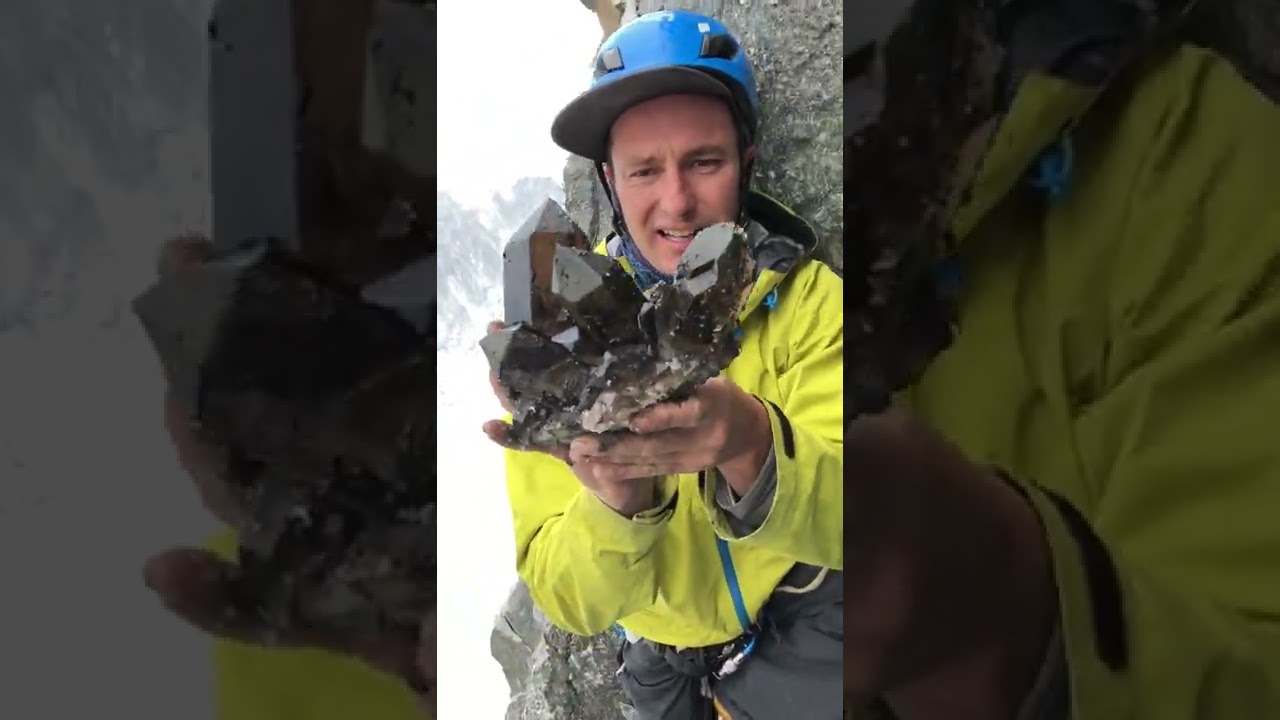 Smoky quartz mine in France | mine de quartz fum&eacute; en France