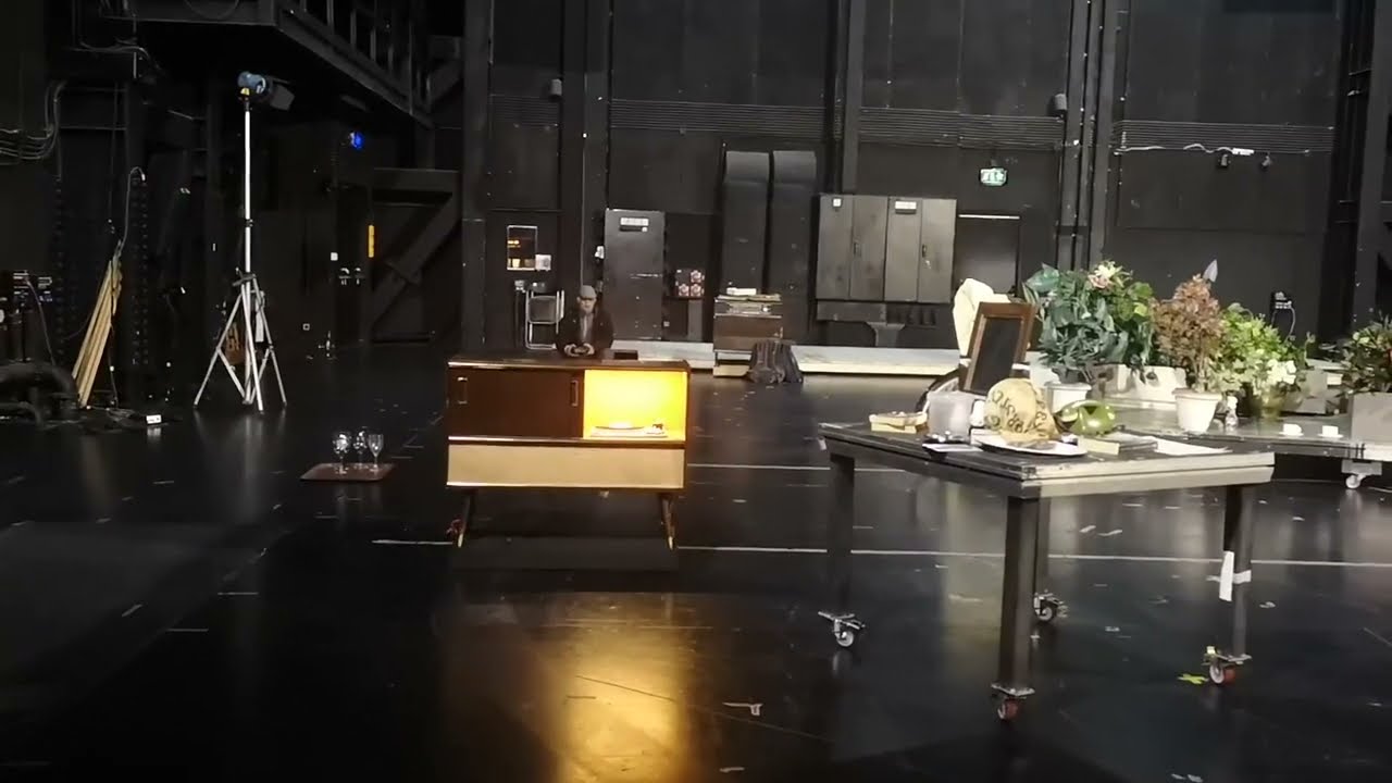 Remote Controlled Turntable