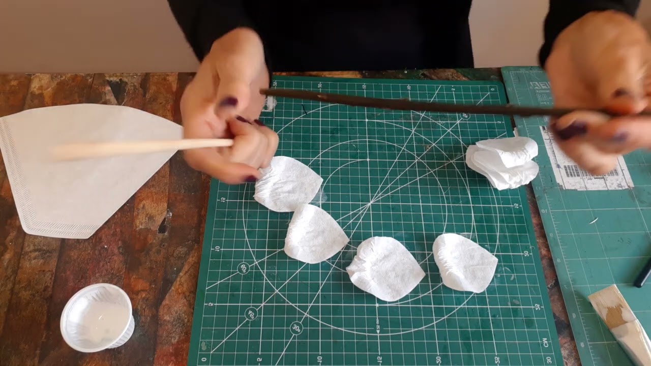Como fazer um flor de Filtro de café