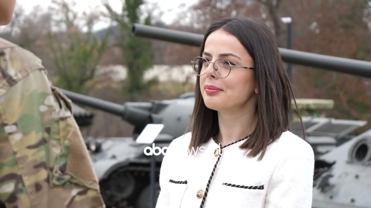 Vajza me beretë blu/ Rrëfimi i efektives 27 vjeçare, e para komando e ushtrisë shqiptare