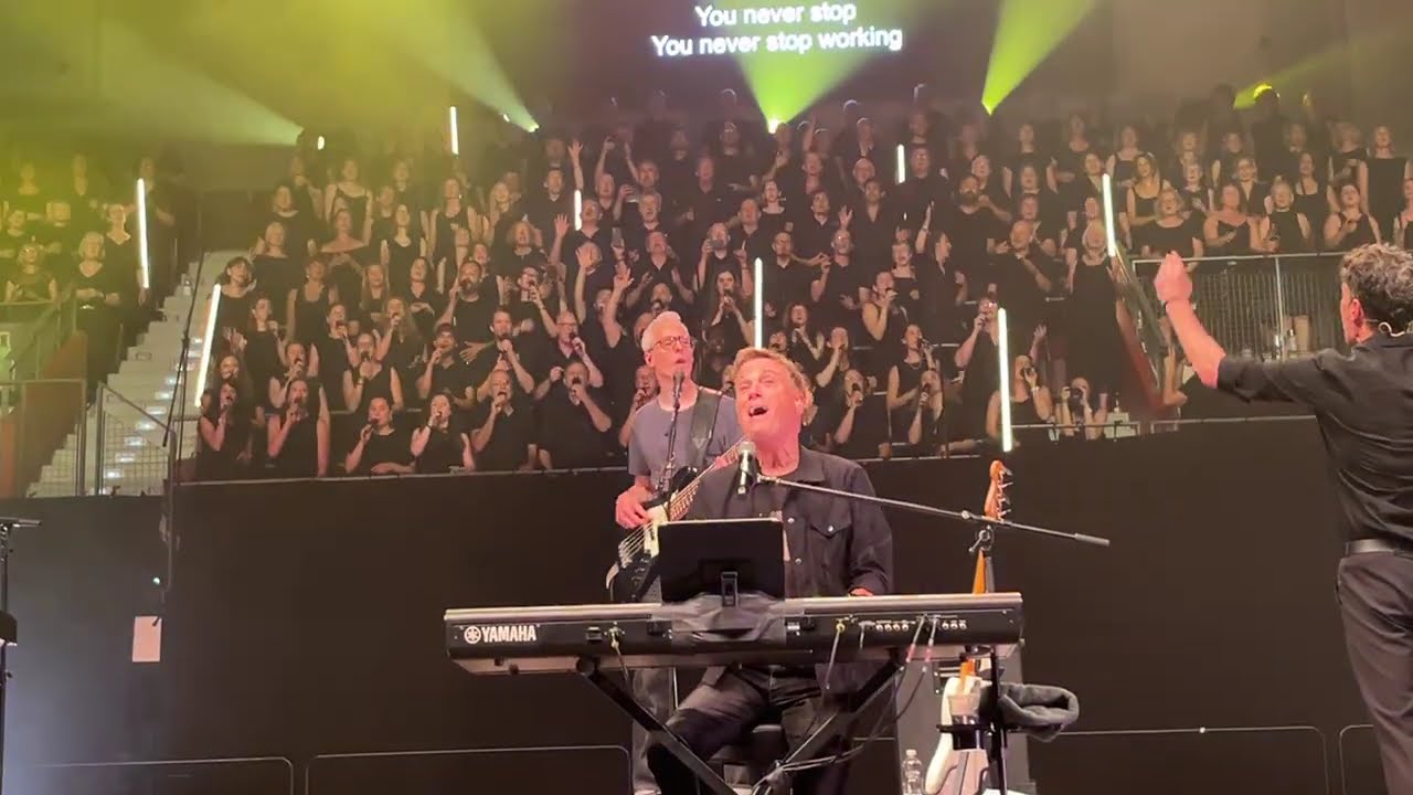 WAYMAKER - Michael W. Smith with Mass Choir 