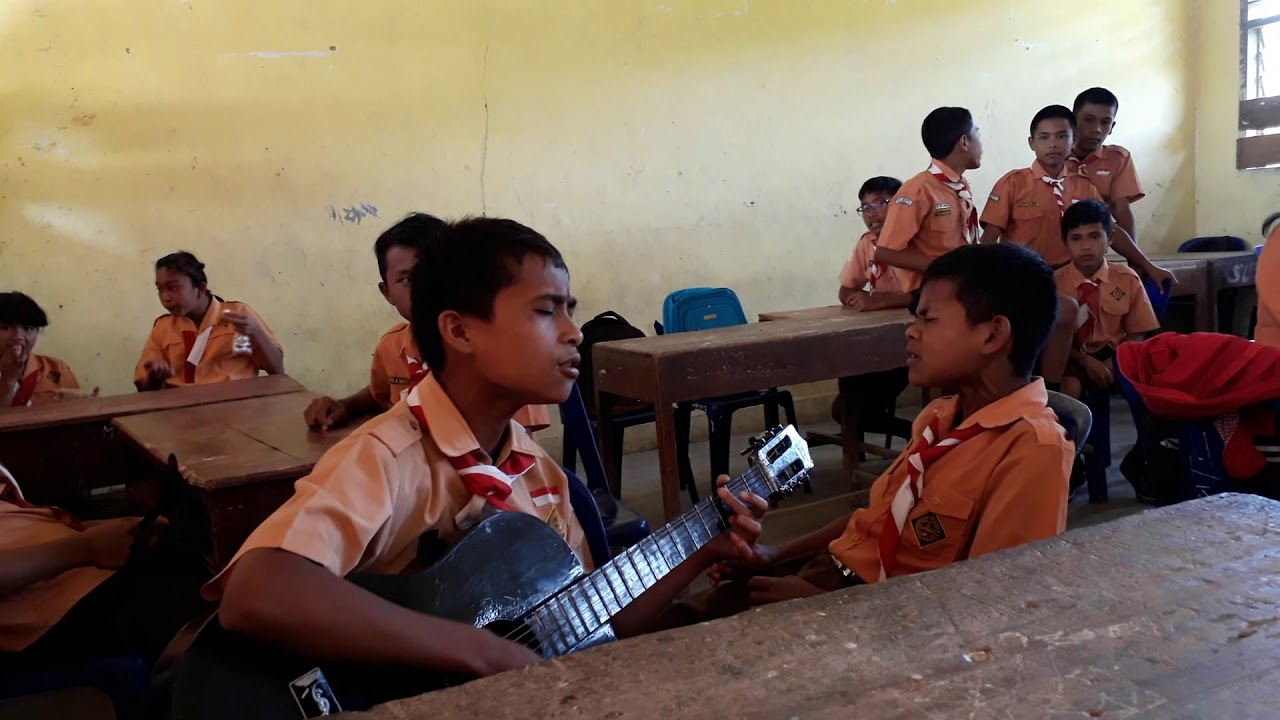 Ro do au tu pesta mi - SMP N 1 Sijamapolang
