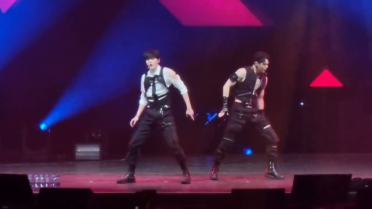 Hallyupopfest Sydney 2022 - Sanha and Moonbin (WHO) #hallyupopfest2022 #astro #who