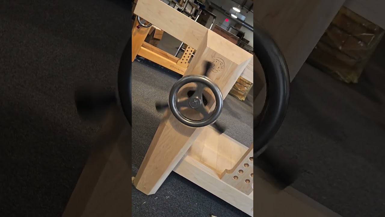 Turn, turn, turn.. with the Glide Leg Vise. One flick is all it takes. #woodworking #tools #woodwork