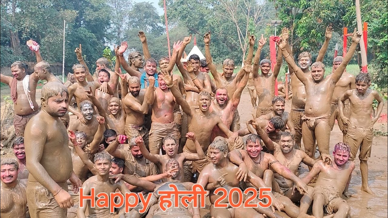 Happy होली ❤️ आपको और आपके पूरे परिवार ko हमारी ओर se होली की ढेर सारी शुभकामनायें 🙏 #minivlog #holi