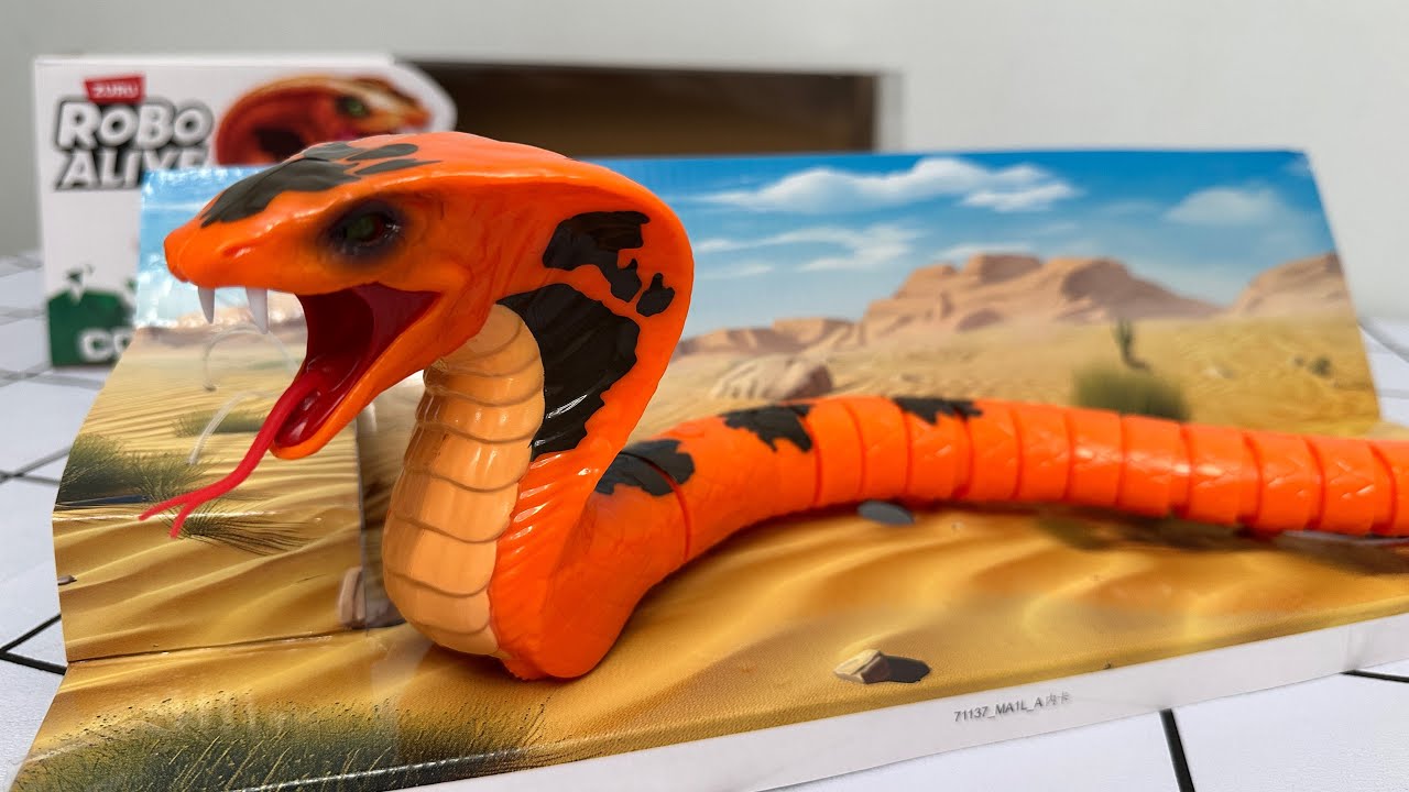 Zuru Robo Alive King Cobra Toys Unboxing & Review