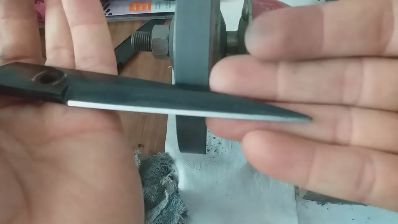 Como desmontar e afiar Tesoura de Tecido.. Passo a Passo..