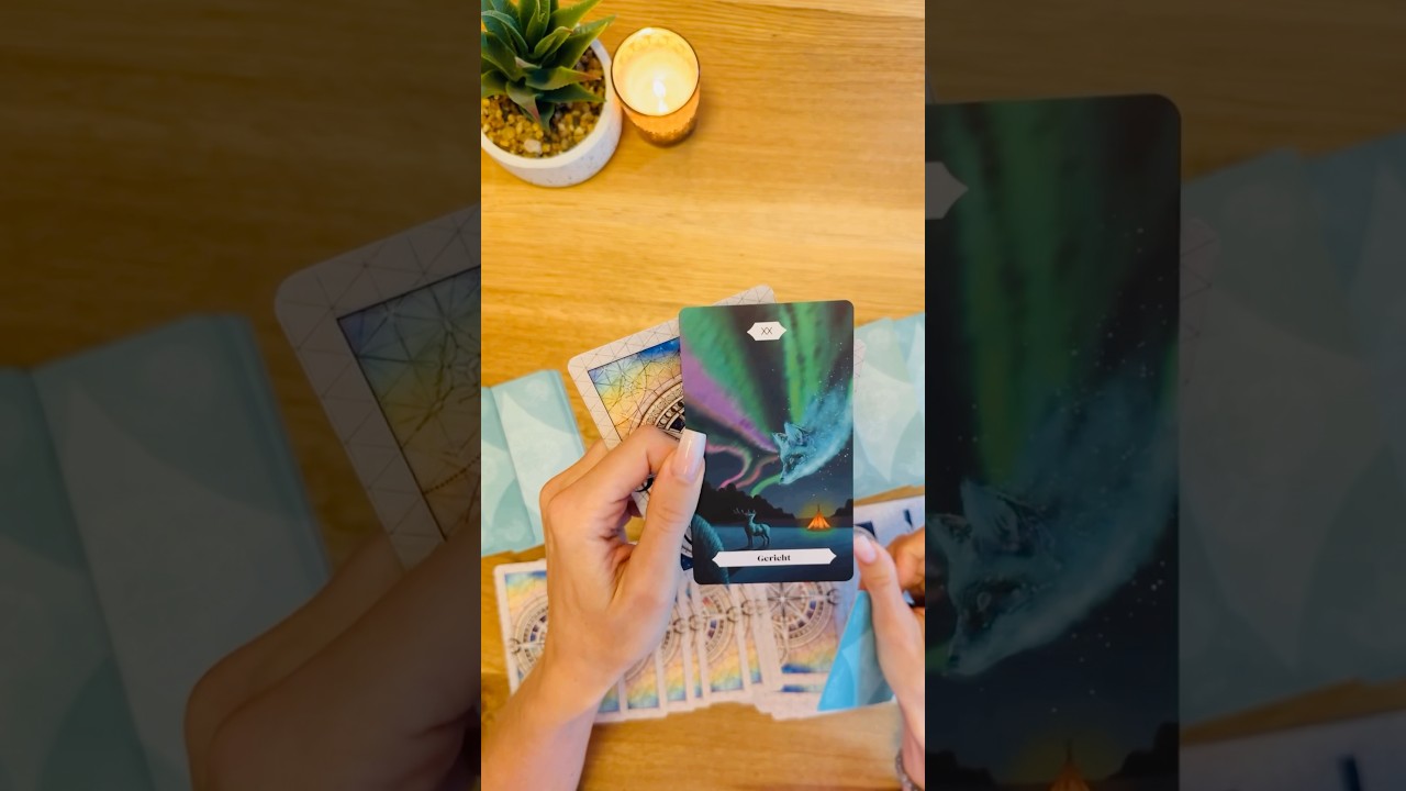 Beruf & Karriere! Was kommt als N&auml;chstes? #shorts #tarot #kartenlegen #orakel #seele