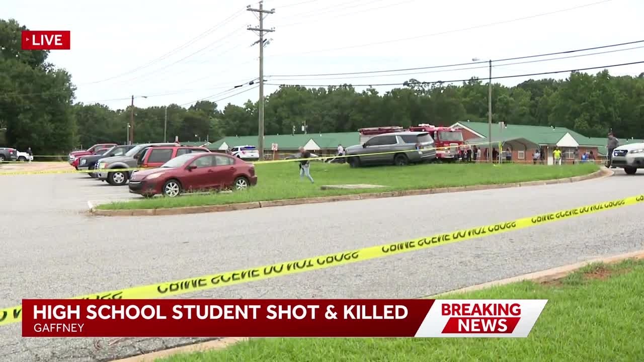 Student shot, killed at bus stop in Gaffney, South Carolina
