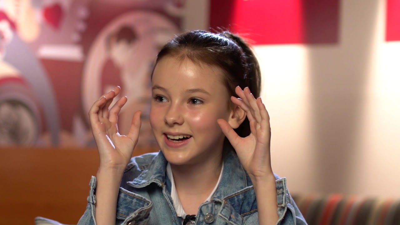 Часть 2: Данэлия Тулешова (Daneliya Tuleshova) - интервью GAKKU TV: Zhauap Ber (СУБТИТРЫ)