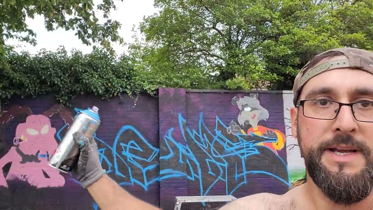 GRAFFITI - Dems UK 80's Racoon Characters
