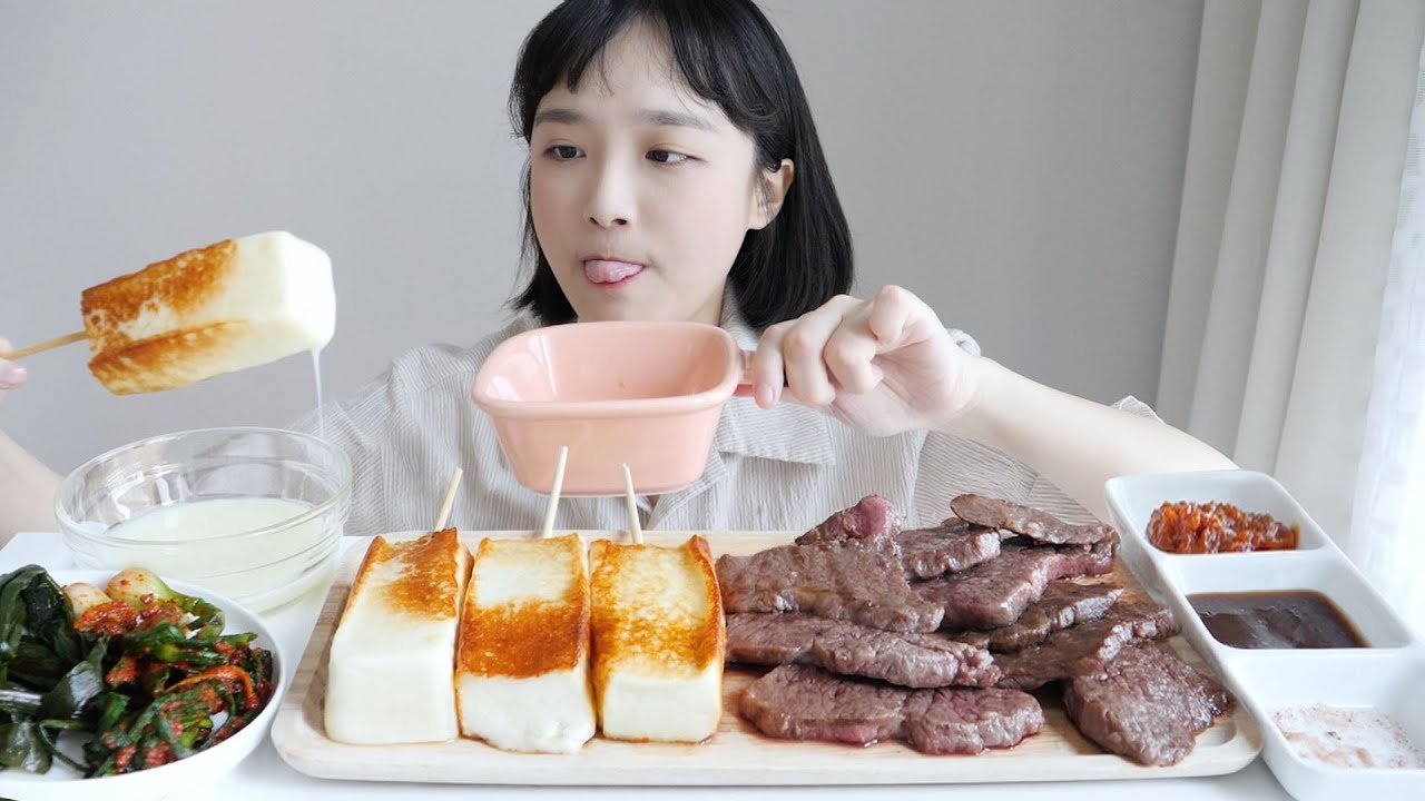 소고기와 구워먹는치즈 먹방 _ 비싼 살치살인데 연유치즈가 더 맛있어..🥺 :D