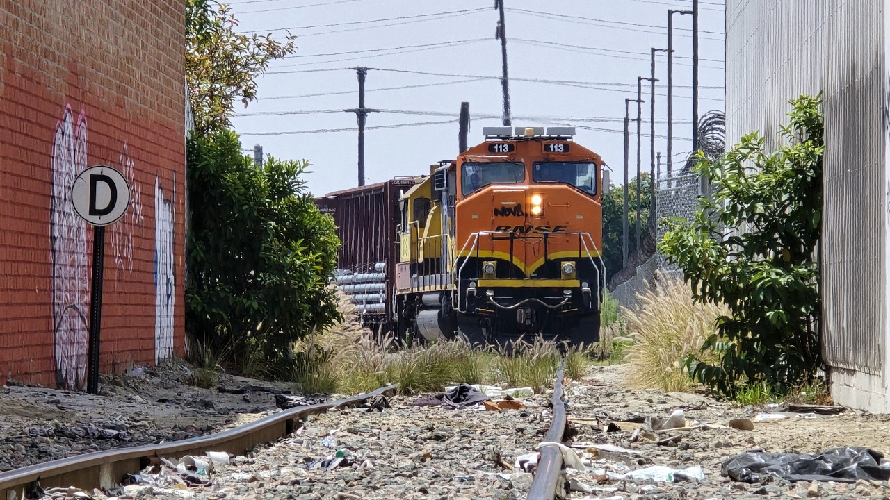 [HD] BNSF Y-LAC1121 Malabar Job in Vernon, CA with Street Running!