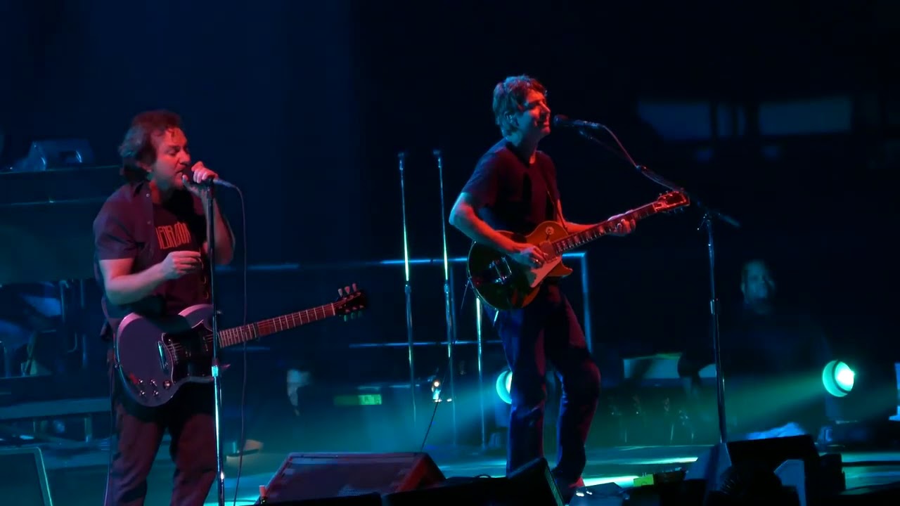 Pearl Jam - Live At Moline, Il 2014-10-17 (No Code Full Album Live)