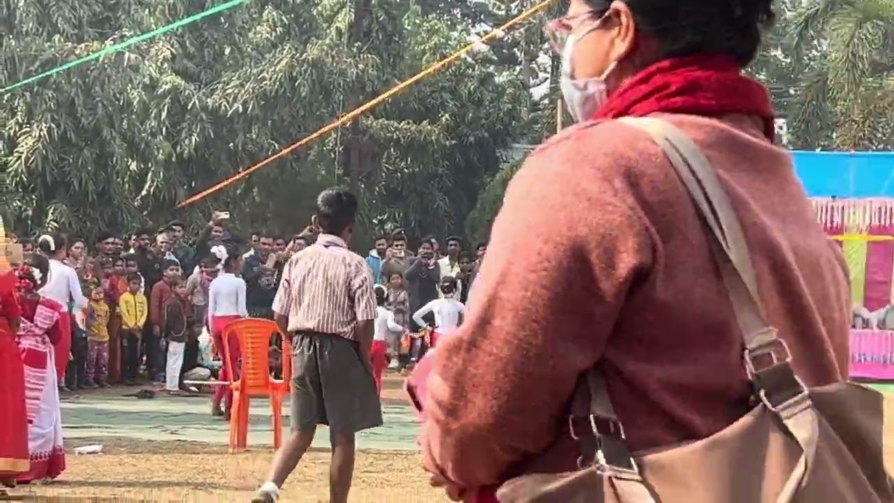 Children performing on Republic Day 