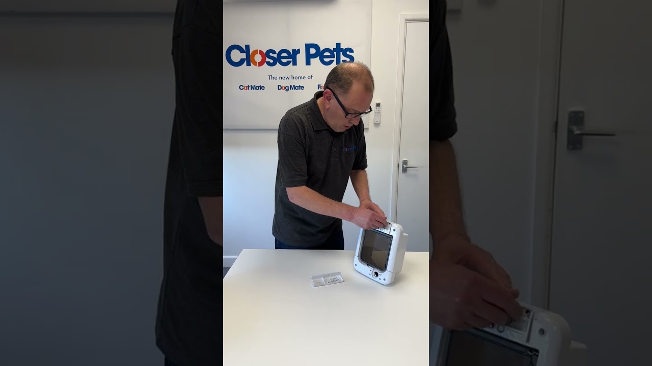 Closer Pets  Cat Mate 360 Microchip Cat Door/Flap - How to put into Training/Practise Mode
