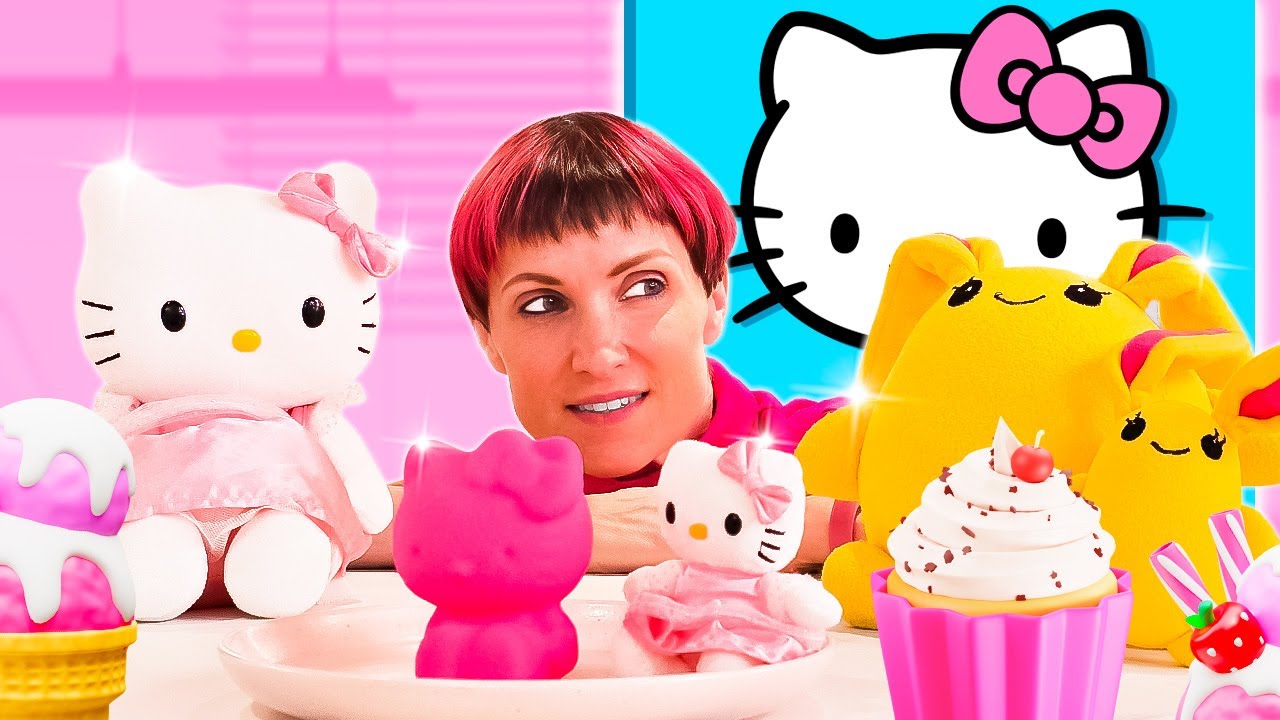 Игрушечный кролик Лаки посещает Игрушечную кошечку – маму для Лаки