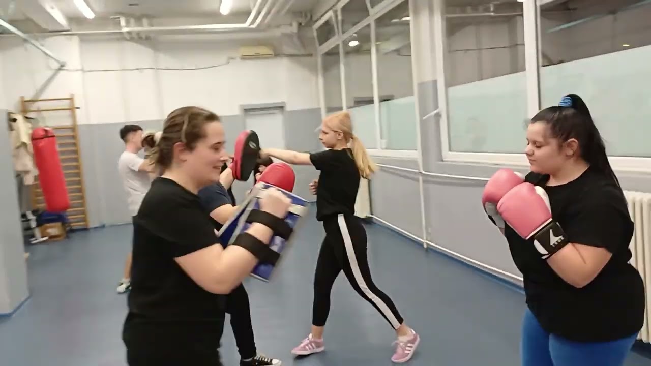 Wing Chun Combat System Serbia kan sao kick bil sao larp sao punches