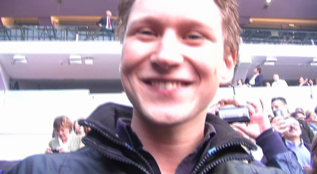 Guus Meeuwis Hustle